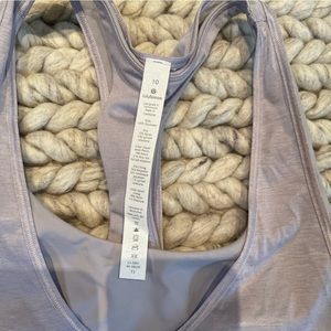 Lululemon size 10
